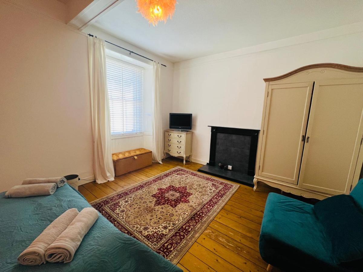 Old Town Centre Apartment 5 Mins To Edinburgh Castle Buitenkant foto